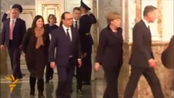 Лідери на перерві після ночі переговорів у Мінську