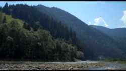 Криворівня – село, що напуває спокоєм Криворівня – село, що напуває спокоєм