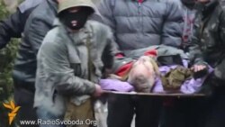 Медики масово виносять із поля бою загиблих і тяжко поранених