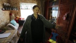 Красногорівські (не)переселенці: життя у вагончику (відео) Красногорівські (не)переселенці: життя у вагончику (відео)