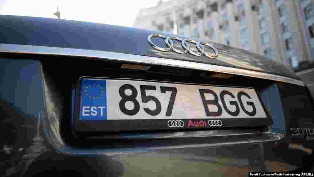 Радіо Свобода опитало тоді учасників акції. Микола із Хмельницької області розповів, що придбав «Фольксваген», бо на «Ланос» грошей не вистачило