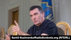 Секретар РНБО зазначив, що рішення про зупинку очного навчання ухвалюватиме Кабінет міністрів