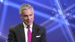 Посол США в Росії Гантсман: прямо на кордоні з Росією – в Україні – відбуваються демократичні вибори Посол США в Росії Гантсман: прямо на кордоні з Росією – в Україні – відбуваються демократичні вибори