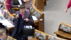 Вдвічі більша платня для депутатів ВРУ за роботу, на яку далеко не всі вони ходять (відео)