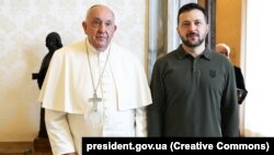 Президент України Володимир Зеленський і папа Римський Франциск. Ватикан, 11 жовтня 2024 року