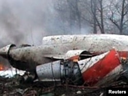 На місці «Смоленської катастрофи», фото 10 квітня 2010 року