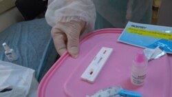 Експрес-тест в інфекційному відділенні Олександрівської лікарні, Київ