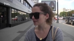 Почему Владимир Путин начал раздавать деньги? Почему Владимир Путин начал раздавать деньги?