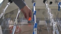 Как найти соперника роботу, обыгрывающему людей в настольный футбол? Как найти соперника роботу, обыгрывающему людей в настольный футбол?