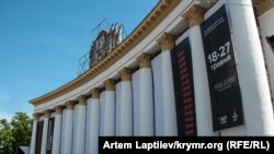 У ВДНГ кажуть, що слідчі підозрюють гендиректора Євгена Мушкіна у начебто зловживанні службовим становищем та в отриманні неправомірної вигоди