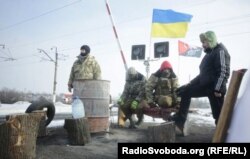 Представники «антиблокади»