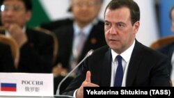 Дмитро Медведєв