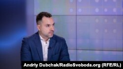 Речник української делегації Тристоронньої контактної групи Олексій Арестович