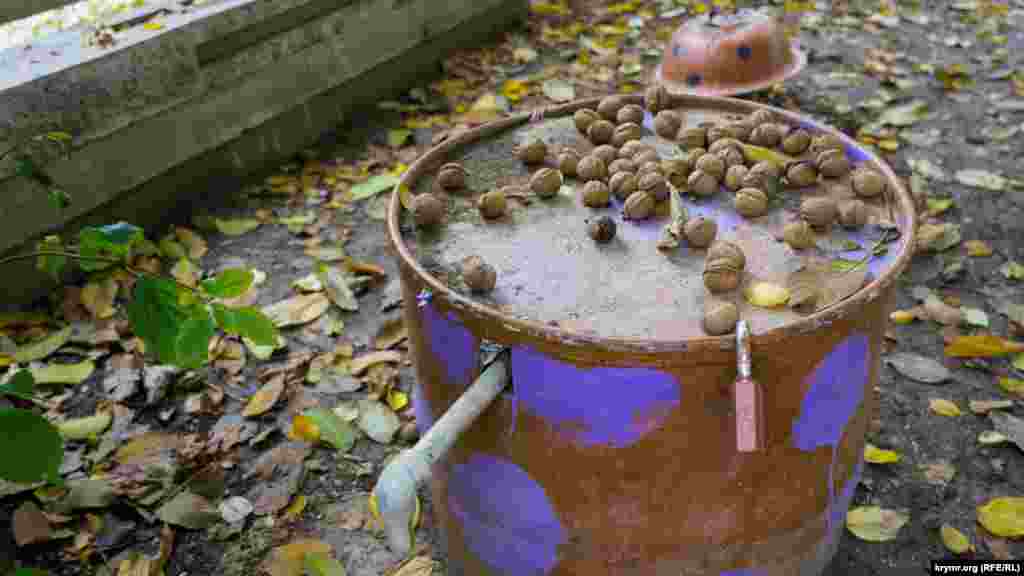 Водоколонка во дворе многоквартирного дома – под замком