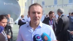 «Я очень уважаю людей, у которых есть принципы» – Вакарчук обратился к Сенцову и Балуху (видео) «Я очень уважаю людей, у которых есть принципы» – Вакарчук обратился к Сенцову и Балуху (видео)