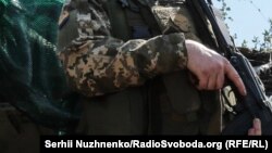 Військового поранено внаслідок обстрілу