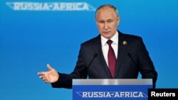 ولادیمیر پوتین در اجلاس همکاری روسیه و آفریقا در سنپترزبورگ روسیه