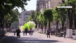 Аксенов и Константинов на первомайском шествии в Симферополе (видео) Аксенов и Константинов на первомайском шествии в Симферополе (видео)