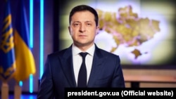 Володимир Зеленський припустив, що дії Москви можуть означати односторонній вихід Росії з Мінських домовленостей та ігнорування рішень у рамках «нормандського формату»