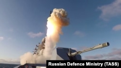 Пуск ракет с фрегат "Адмирал Горшков" (Иллюстративное фото)