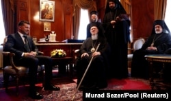 Президент України Володимир Зеленський і Вселенський патріарх Варфоломій під час зустрічі в Константинополі/Стамбулі (Туреччина), 8 серпня 2019 року