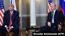 Володимир Путін (праворуч) і Дональд Трамп під час зустрічі в Гельсінкі, липень 2018 року