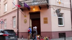 Зараз світ – єдиний – львів’янин про паризьку трагедію (відео) Зараз світ – єдиний – львів’янин про паризьку трагедію (відео)