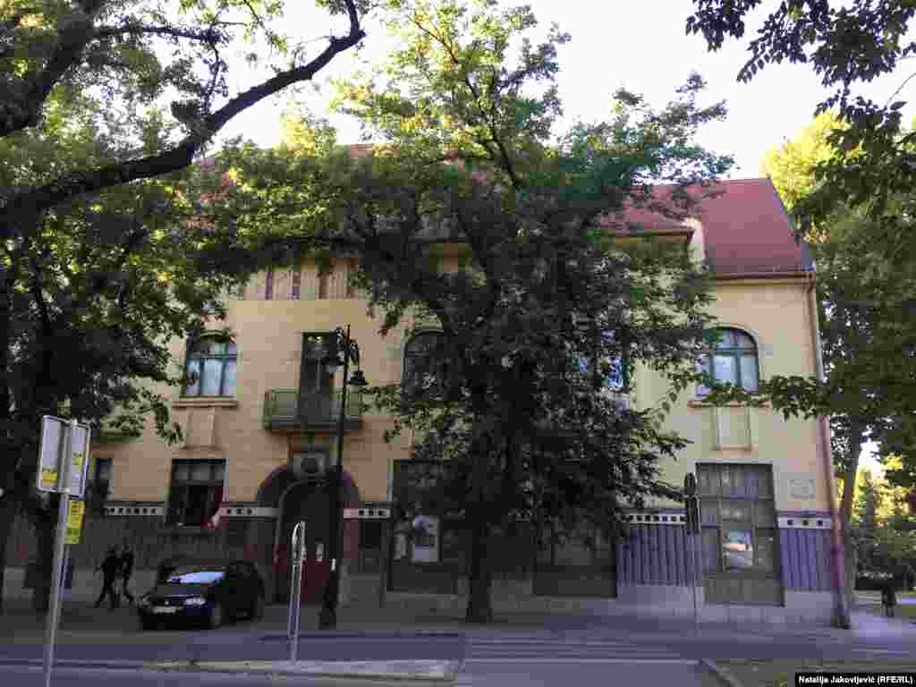 Palata Mikše Demetera (danas Gradski muzej), izgrađen je 1906. godine po projektima braće Vago – Lasla i Jožefa za subotičkog lekara Mikšu Demetera.  