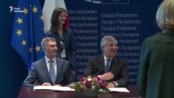 У Європарламенті підписали угоду про «безвіз» для України (відео) У Європарламенті підписали угоду про «безвіз» для України (відео)