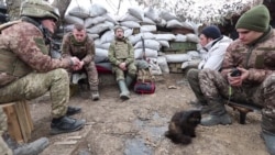 Проповідь-лекція капелана морпіхів Андрія Зелінського на передовій під Маріуполем Проповідь-лекція капелана морпіхів Андрія Зелінського на передовій під Маріуполем