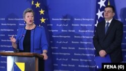 Komesarka Evropske unije (EU) za unutrašnje poslove Ylva Johansson sa predsjedavajućim Savjeta ministara Bosne i Hercegovine (BiH) Zoranom Tegeltijom