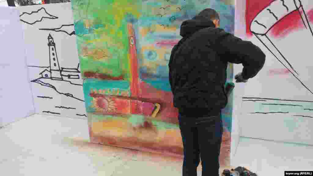 Среди которых оказались дворец «Ласточкино гнездо», лавандовые поля и недостроенный аэропорт