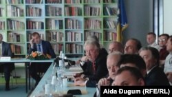 Učesnici međunarodne konferencije “Bosna i Hercegovina: političko stanje i perspektive razvoja“, na Fakultetu političkih nauka u Sarajevu