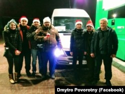 Капелан Дмитро (Поворотний) та його команда вирушають на схід, 19 грудня 2018 року