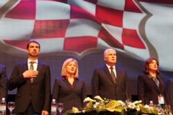 Pismo Čavare (krajnje lijevo, na fotografiji sa vrhom HDZ BiH) možete pročitati klikom na fotografiju