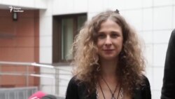 "Эмигрировать не собираюсь!" "Эмигрировать не собираюсь!"