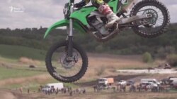 85-річчя Донецької області відзначили чемпіонатом України з мотокросу (відео) 85-річчя Донецької області відзначили чемпіонатом України з мотокросу (відео)