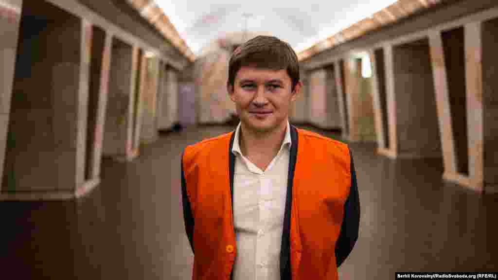 Начальник КП «Київський метрополітен» Віктор Брагінський запевняє, що його підприємство буде надалі вдосконалюватися для безпеки та комфорту своїх пасажирів