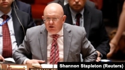 «І ми не говоримо про будь-який вид примусу чи викрадення, як це люблять представляти наші західні партнери, а скоріше про добровільне рішення цих людей»