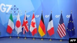 У січні 2021 року Велика Британія на рік очолила групу послів країн G7 з підтримки України