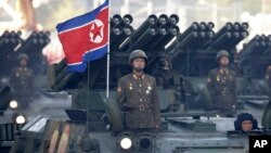 Військові КНДР на параді, фото ілюстративне