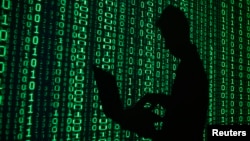 У листопаді 2021 року Офіс генерального прокурора повідомив про підозру вісьмом колишнім співробітникам СБУ в державній зраді через кібератаки, пов’язані з хакерським угрупованням Armageddon