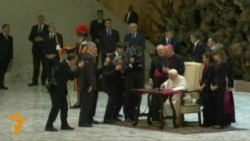 Papa Benedikt XVI. poslao svoj prvi 'tweet'  Papa Benedikt XVI. poslao svoj prvi 'tweet'