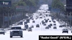 Кӯчаи ба номи Исмоили Сомонии шаҳри Душанбе