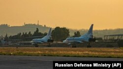 У Сирії росіяни мають морську базу в Тартусі і авіабазу в Латакії (на фото). Їхня подальша доля наразі неясна