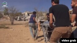 На місті авіаудару по школі, Сирія, 26 жовтня 2016 року