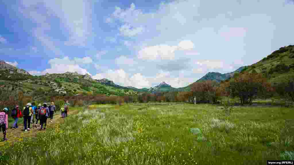 Длина всей тропы – 7 километров. Это кратчайшая сухопутная дорога от Курортного до Коктебеля