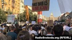 Акція протесту у Празі за відставку міністра юстиції Марії Бенешової та прем’єр-міністра Чехії Андрея Бабіша