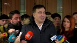 Саакашвілі побував на допиті в СБУ, який тривав понад 2,5 години (відео) Саакашвілі побував на допиті в СБУ, який тривав понад 2,5 години (відео)