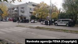 Policija na raskrižju kod bivšeg hotela Ero, 13. novembar 2021.